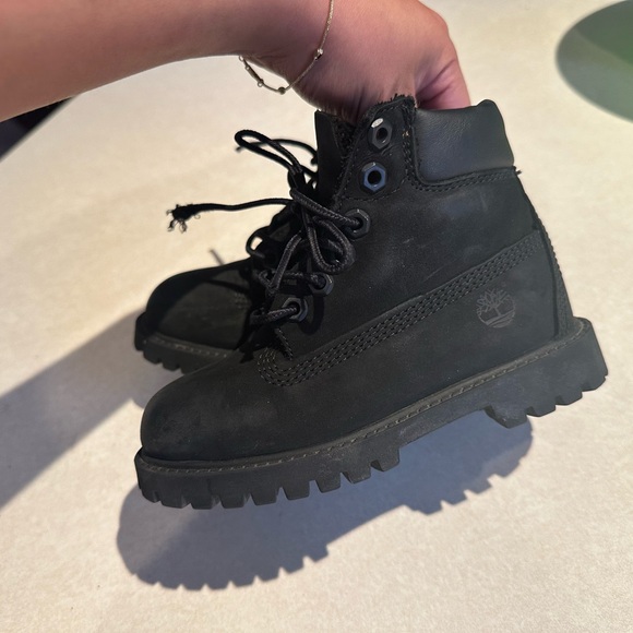 Boots - Picture 2 of 5